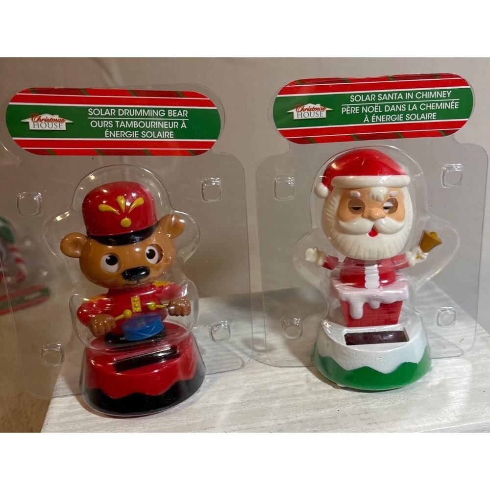 Solar Figures Drumming Bear & Santa In Chimney Christmas House Novelty